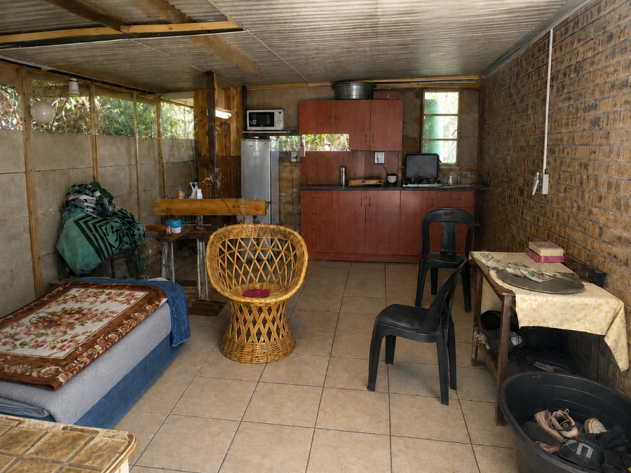 2 Bedroom Property for Sale in Oos Einde North West